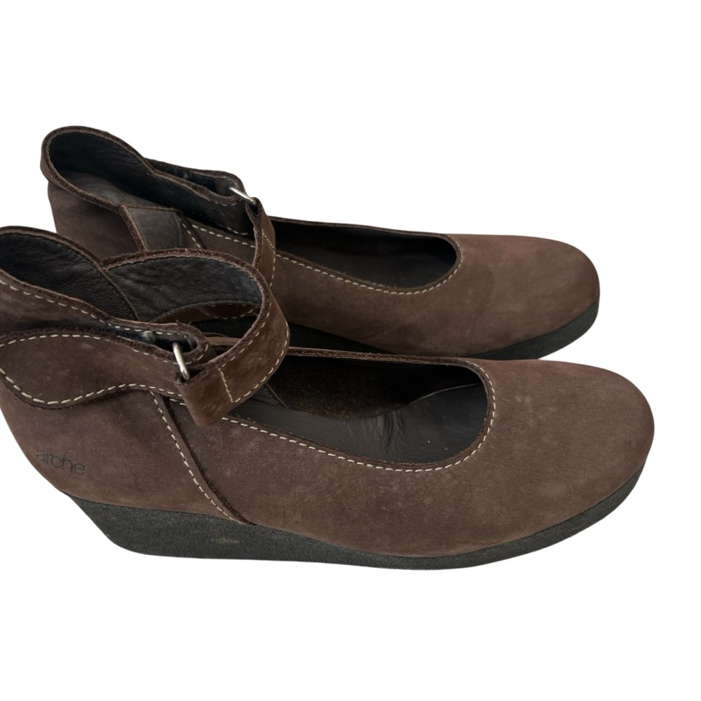 ARCHE FRANCE WEDGE LEATHER UPPER RUBBER SOLE ANKLE STRAP WOMENS SIZE 9
